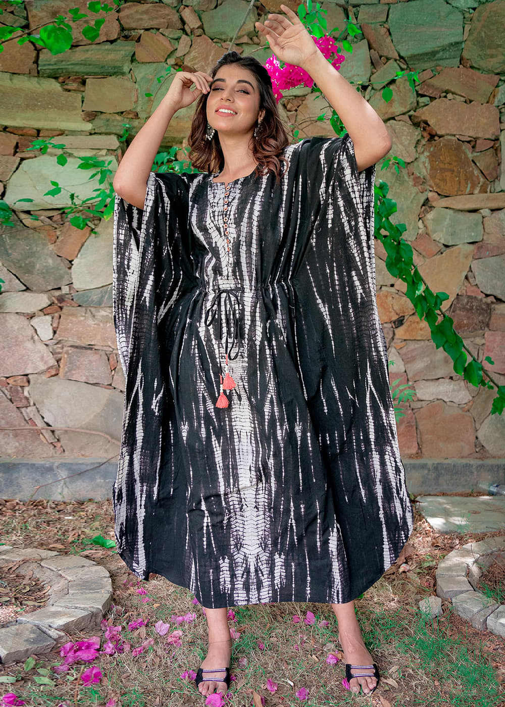Get Black And White Shibori A-Line Cotton Kaftan Dress at 1992 | LBB Shop Get Black And White Shibori A-Line Cotton Kaftan Dress at 1992 | LBB Shop