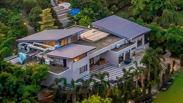 The Golden Tusk, Corbett